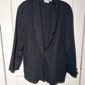 Comfy Gray Blazer with great pockets